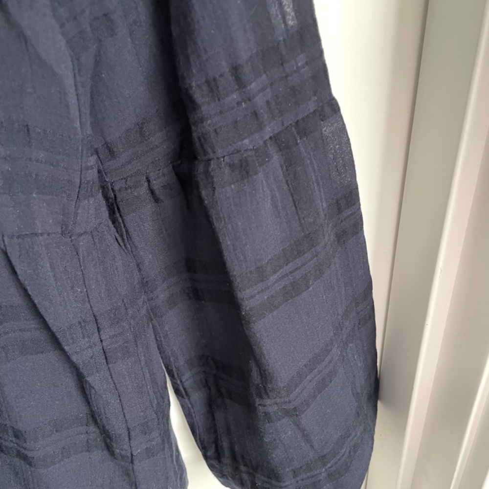 Loft Navy Blue Peolum Top NWT Size Small - Picture 4 of 7